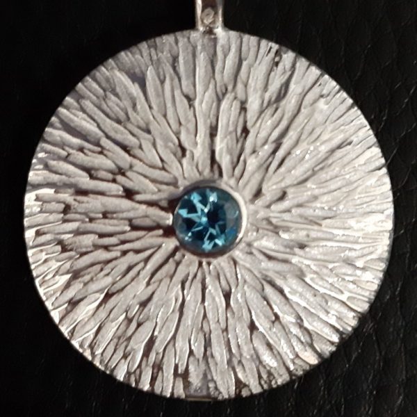 silver textured pendant