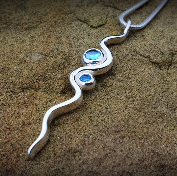 Flow Pendant X by Rob Morris