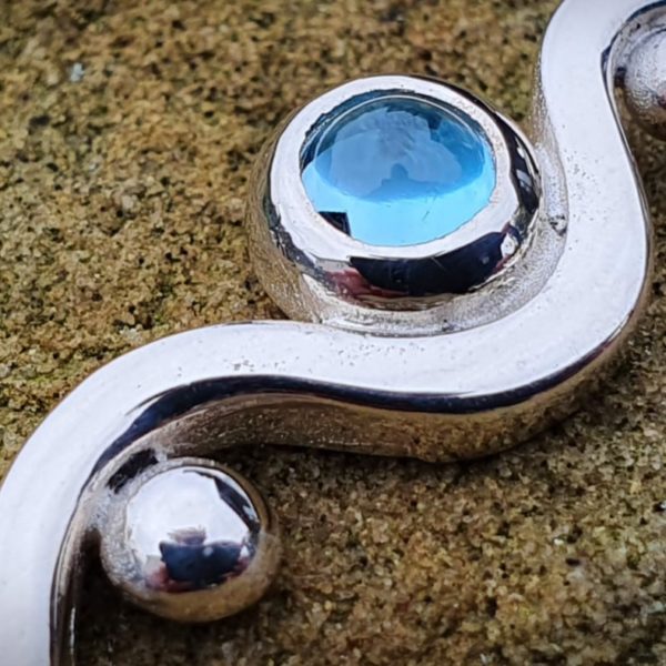 Flow Pendant One by Rob Morris - Image 2